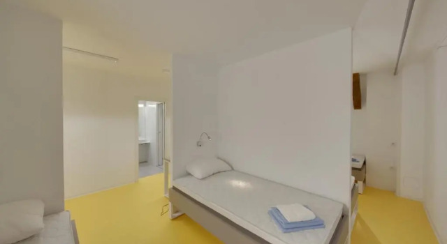 Hi Hostel Stara Pekara Osijek, Забронировать Хостел Недорогие отели Осиек, рядом с Osijek Citadel, недорого