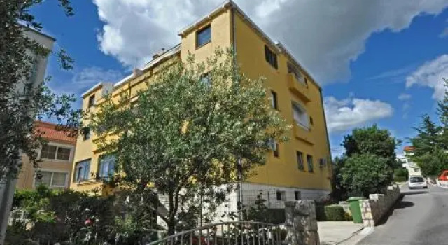 Apartments Villa Violet, Забронировать Апартаменты/квартира Задар Задарская жупания, рядом с Пляж Мали Милни