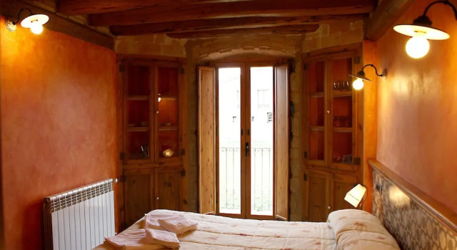 Charming Villa in Llobera with Private Pool, Reserva ahora Villa Peracamps Cataluña