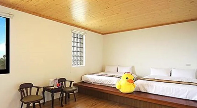 Standaard Vierpersoonskamer Puli Hilltop Guest House