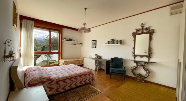 Villa Olivella, Buchen Sie Villa Hotels in Iseosee mit Pool, Schwimmbad