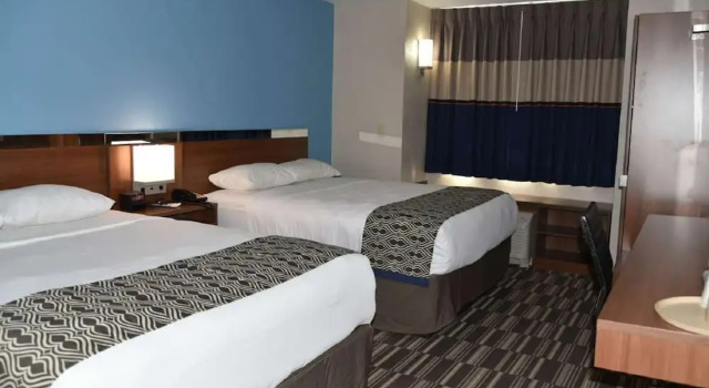 Номер Standard Microtel Inn & Suites by Wyndham Fond Du Lac