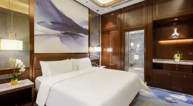 Люкс Grand с видом на озеро Zhongyu Grand Hotel (Binzhou Zhonghai Scenic Area)