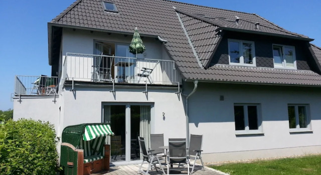 Апартаменты с 2 комнатами с видом на сад Appartement Alt Glowe