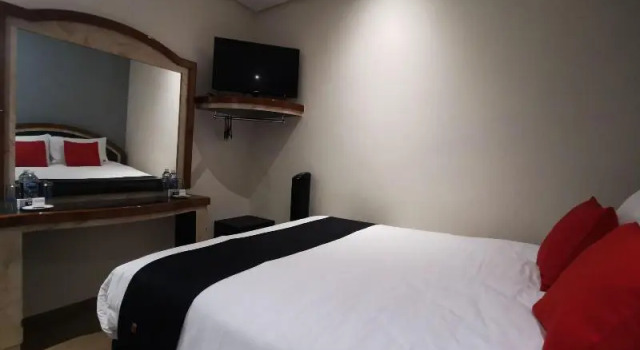 Capital O 109 Hotel Monarca, Забронировать Отель Отели Мехико 3 звезды, рядом с Театр «Арт-Хаус-Мехико», 3*
