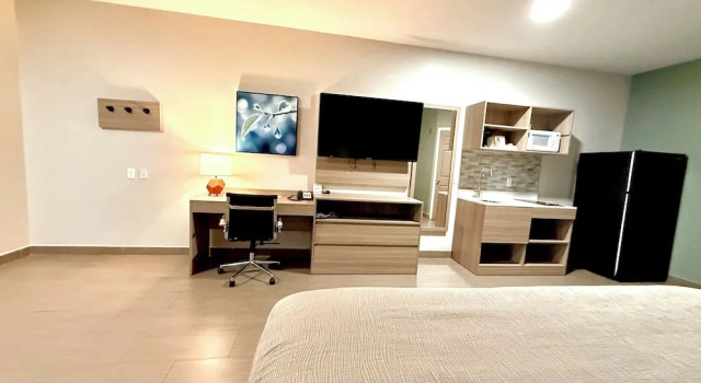 Люкс Quality Inn & Suites Victoria South