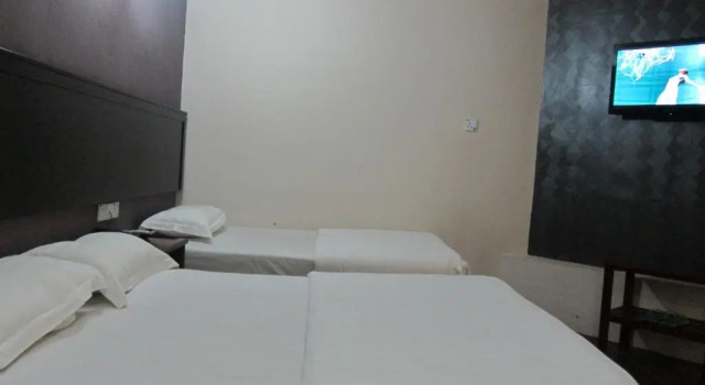 Трёхместный номер Superior Oriental Inn