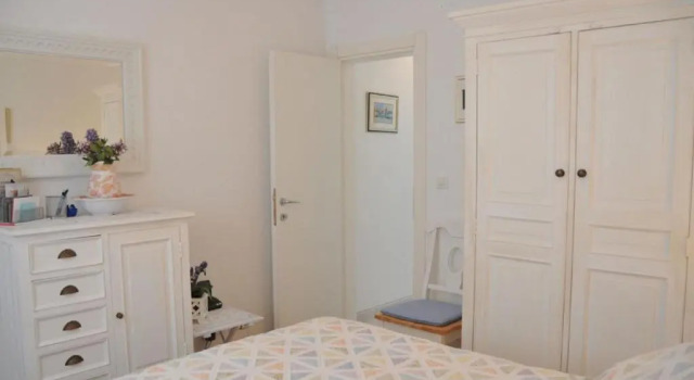 Apartments Sonja - 10m to beach, Book Lejlighed Island Solta Split-Dalmatia County