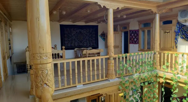 Registon Tillokori Samarkand (Регистон Тиллокори Самарканд)