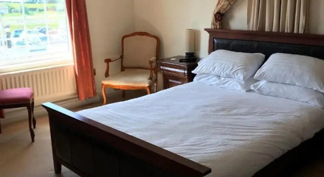 Wheatsheaf Inn, Забронировать Отель Оннли 