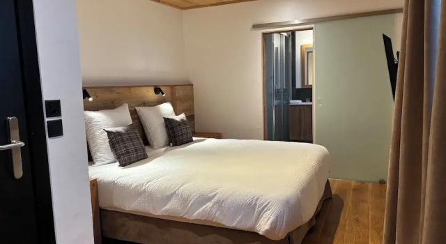 Двухместный номер Classic с видом на горы Hôtel des Muverans