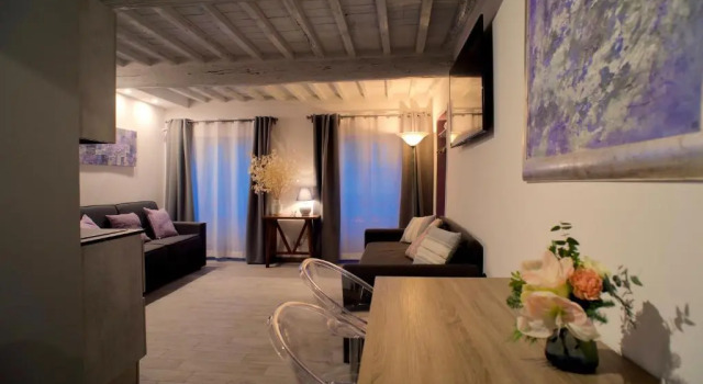 Giulietta Suite - Brand New flat in Santa Maria Novella, Book Hotel Hotels in Florence with Parking, Parking