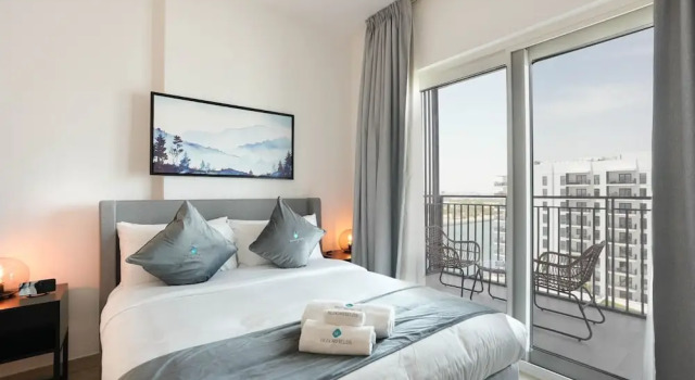 Mesmerizing Canal View - 827, Забронировать Отель Остров Яс Абу-Даби, рядом с Аквапарк Yas Waterworld