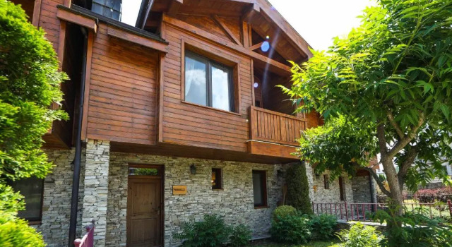 Вилла Lake View House
