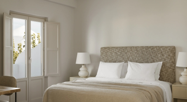 AMĀRIA Beach Resort by NOMÉE Hospitality Group, Забронировать Курортный отель Бизнес-отели Санторини, 4* 5*