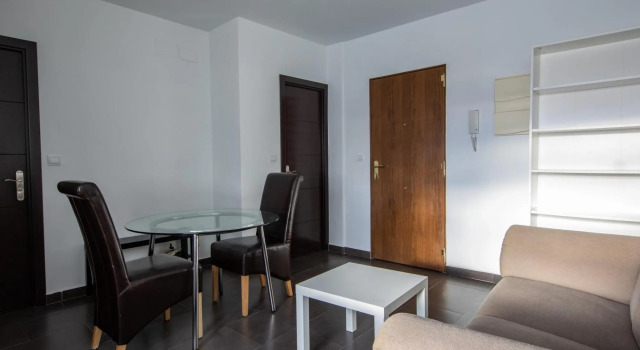 CERVANTES Apartment 7 2BR 1BT, Забронировать Апартаменты/квартира Апартаменты Малаги, рядом с Salamanca Market, Апартаменты/квартира