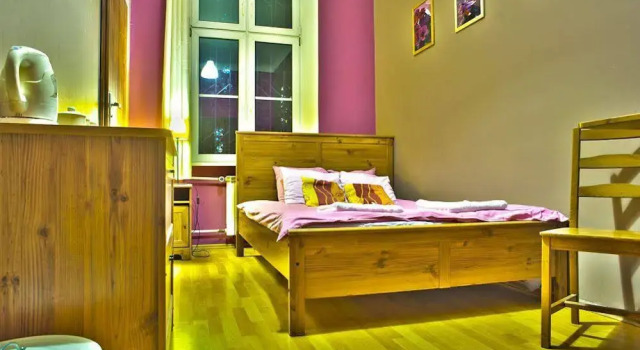 Nathans Villa Hostel, Забронировать Хостел Средместье 