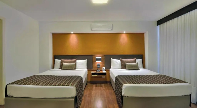 Номер Deluxe Hotel Deville Curitiba