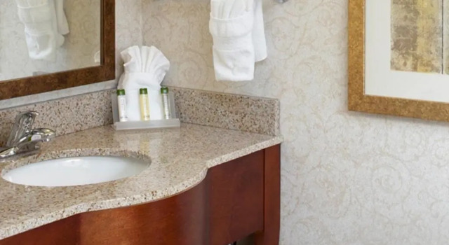 Номер Standard DoubleTree by Hilton Jefferson City