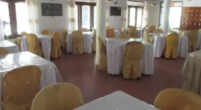 Saranga Holiday Inn