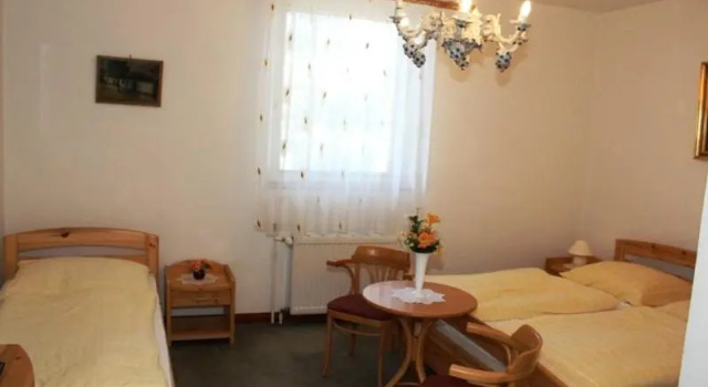 Трёхместный номер Standard Barokk Hotel