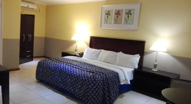 Номер Economy Villa Via Hotel Midrand