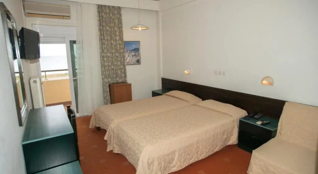 Трёхместный номер Standard Plaza Hotel