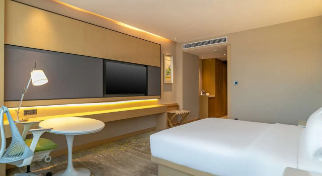 Номер Deluxe Hilton Garden Inn Foshan