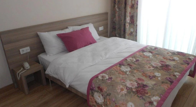 Marina Suite Hotel