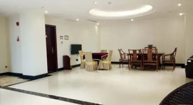 Lvzhinan Business Hotel, Book Hotel Hotels in Ledong with Parking, Parking