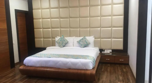 Люкс Regenta Central Indore