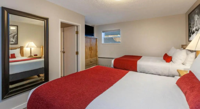 Четырёхместный номер Standard Pine Mountain Resort