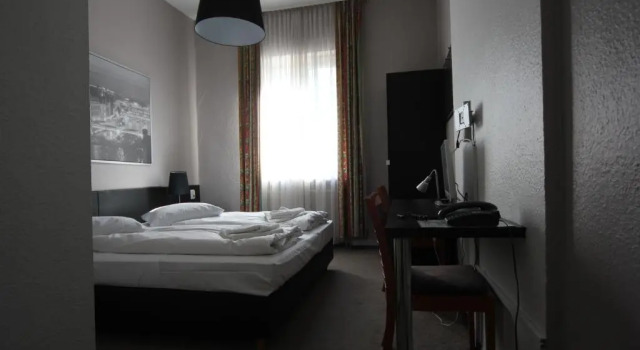 Двухместный номер Standard Carlton Hotel