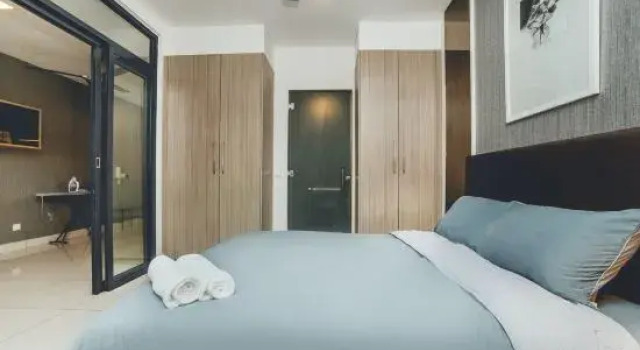 Люкс c 1 комнатой 1Tebrau Laconic Lux Suite 1BR nr Columbia