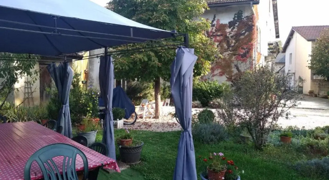 Семейный номер Standard A la Grenouille du Jura - Oyonnax Nantua