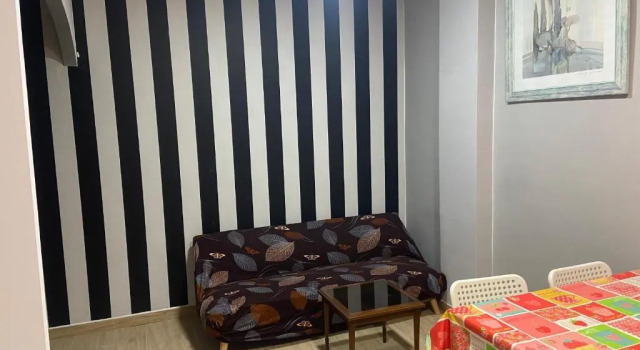 Suite - No Fumadores -Zaragoza Center- Sin Ascensor, Забронировать Апартаменты/квартира Отели Сарагосы с парковкой, рядом с Музей Fuego y de los Bomberos, Парковка
