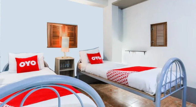 Кровать в общем номере OYO 554 Old Town Boutique Hostel