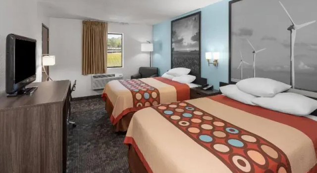 Четырёхместный номер Standard Super 8 by Wyndham Rock Port MO