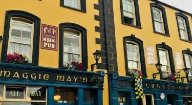 Countrywide Inns - Crottys Pub, Rezerwuj Hotel Hotele w Kilrush z parkingiem, Parking