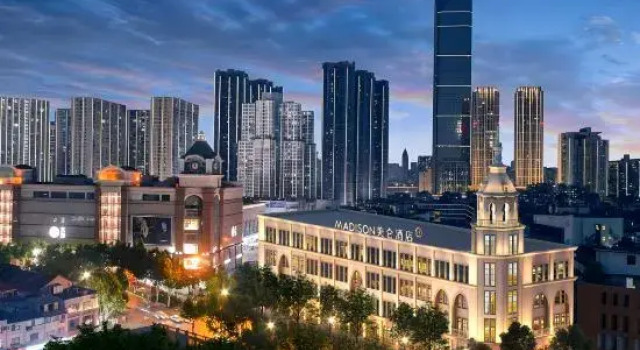 Madison Hotel Wuhan Jianghan Road Pedestrian st, Rezerwuj Hotel Jiang'an Wuhan