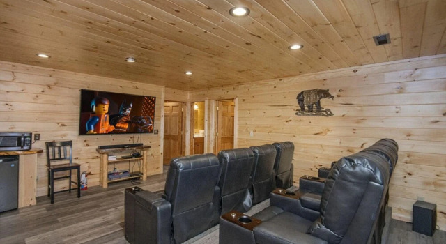 Cub Path Lodge By Heritage Cabin Rentals