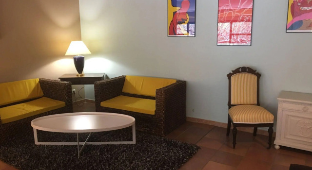 Hotel Résidence Castel Emeraude, Rezerwuj Hotel Arles-sur-Tech Pyrénées-Orientales