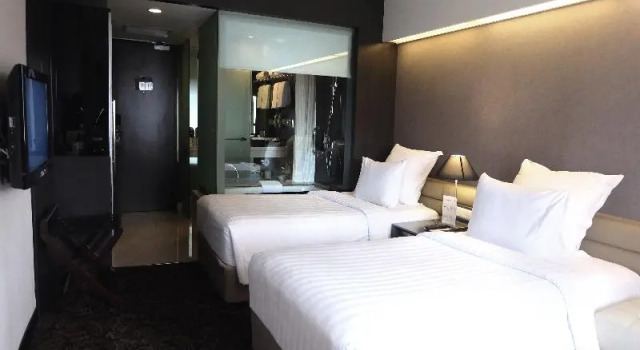 Двухместный номер Superior с балконом Pullman Jakarta Indonesia