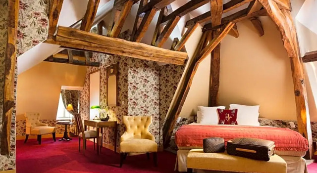 Четырёхместный номер Standard Château Laroche-Ploquin