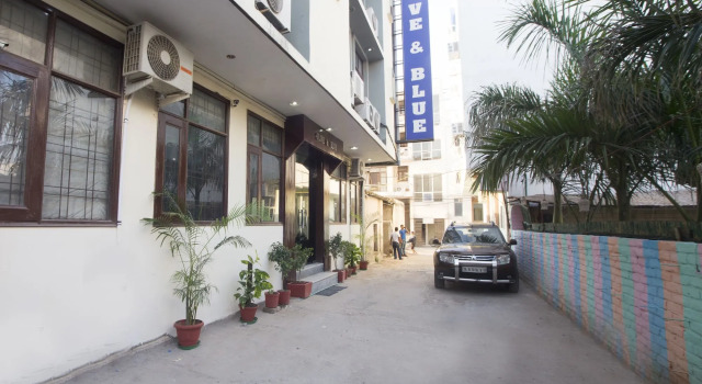 Airport Hotel Olive & Blue