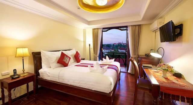Номер Superior Phasouk Vien Chantra Hotel
