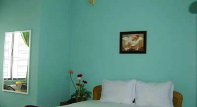 Phuong Thu Hotel