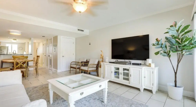 Апартаменты St Augustine Poolside Oasis w/ Private Patio!