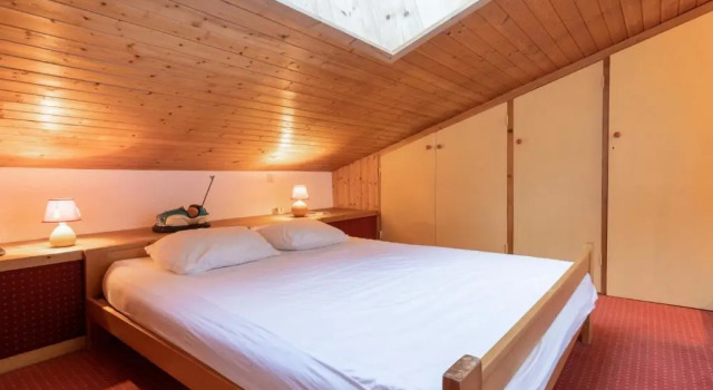 Idéal ski 6 pers, animaux, garage, WIFI, ascenseur - FR-1-304-18, Забронировать Апартаменты/квартира Отели Ла-Клюза с парковкой, рядом с Горнолыжный подъемник Риффруа, Парковка
