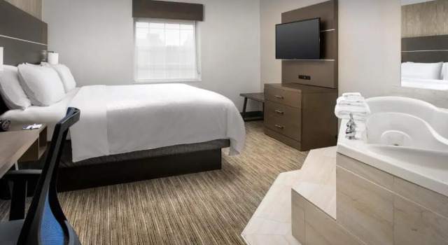 Двухместный люкс Holiday Inn Express & Suites Annapolis by IHG